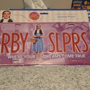 Warner Bros. Wizard of Oz Dorothy License Plate - Purple & Red